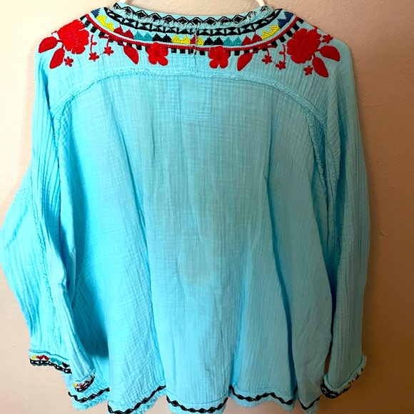 Johnny Was brand embroidered blouse, size L - Picture 2 of 6